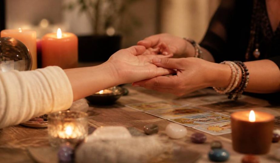 Horoscope oui non : comment interpréter une réponse en voyance