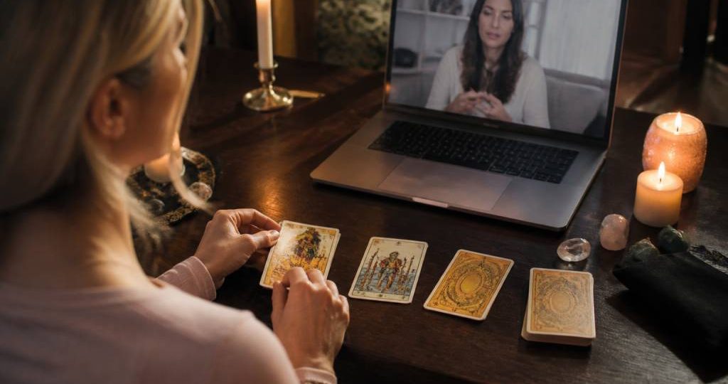 Voyance en direct gratuite : comment obtenir des réponses immédiates et fiables